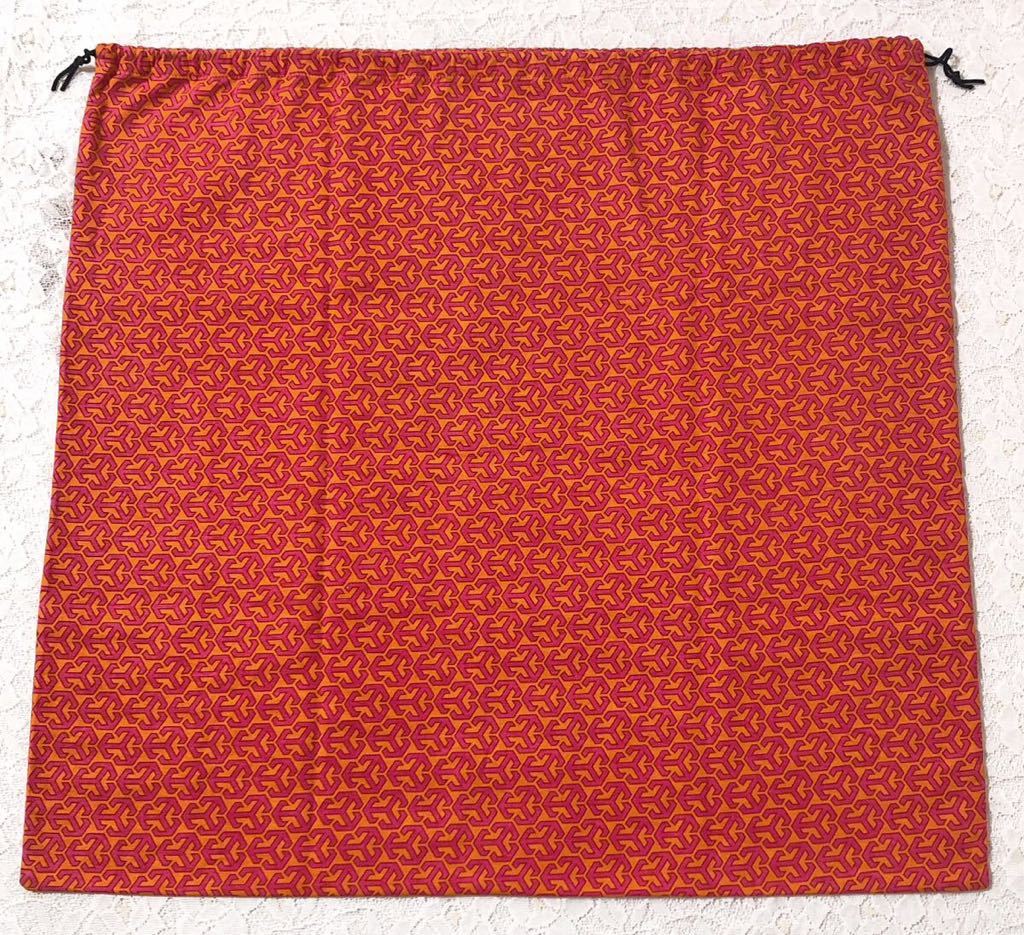 トリーバーチ「TORY BURCH」バッグ保存袋 (3609) 正規品 付属品 布袋 巾着袋 布製 オレンジ系 57×54cm 大きめ バッグ用_画像2