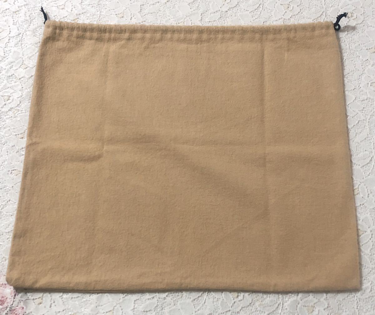 バーバリー「BURBERRY」バッグ保存袋（3400）正規品 付属品 内袋 布袋 巾着袋 40×35cm ベージュ 小さめ バッグ用 _画像2