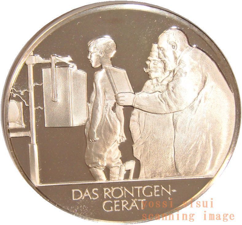 期間限定値下げ 美品 ドイツ造幣局製 人類の技術史 偉人 X線撮影装置 レントゲン 発明 医療 純銀製 銀 メダル コイン 記章 章牌 スーベニア