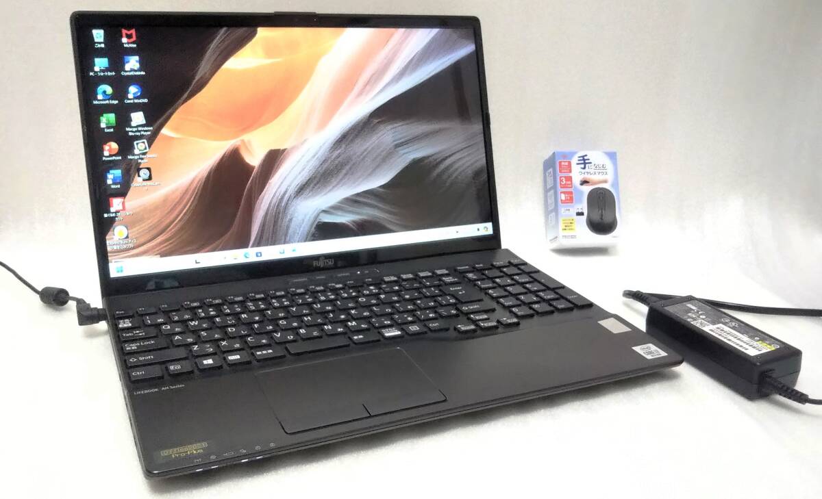 富士通LIFEBOOK WA1/E2 Win11 極美品 Core i7 第10世代 CPU10510U メモリ16GB Fhd1920x1080 M.2 SSD 256GB+HDD 1TB Office 2021 Blu-rayの画像1