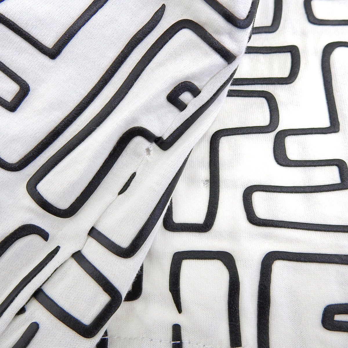 フェンディ ロゴ 半袖Ｔシャツ FY0936 メンズ ホワイト ブラック FENDI 中古 【アパレル・小物】_画像5