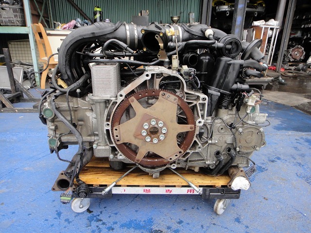 ポルシェ ボクスター 98667 3.2L エンジン 本体 原動機の型式：67【0137】_画像2