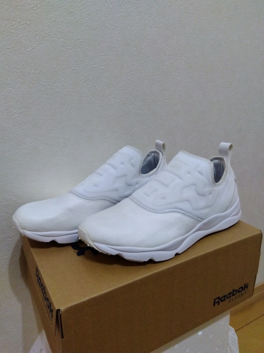  новый товар Reebok CLASSIC 26.0cm бег обувь белый Nike Adidas Asics Puma Mizuno Under Armor 