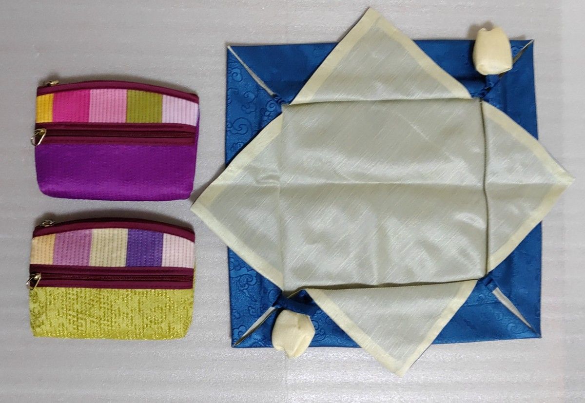 韓国工芸品巾着＆ティシュ、小物入れ ポーチ　3点セット 未使用品★クーポン使用するとお安くなります。