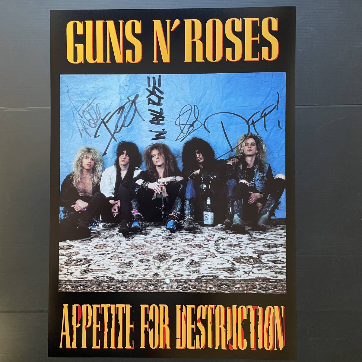 サイン入りポスター☆ガンズ・アンド・ローゼズ（Guns N' Roses/GN'R）アペタイト・フォー・ディストラクション/Appetite for Destruction_ポスターサイズ：29.7cm × 42cm