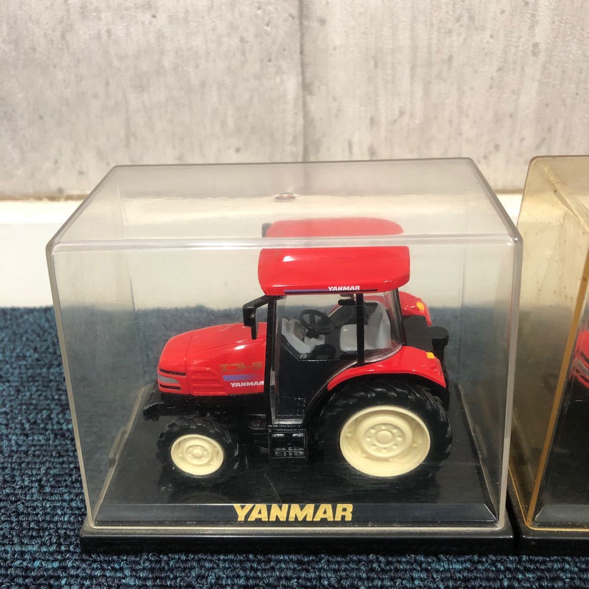 ［ゆec］YANMAR ヤンマー エコトラ ミニカー 昭和レトロ おもちゃ 玩具 フィギュア ミニチュア トラクター 3台 まとめて_画像2