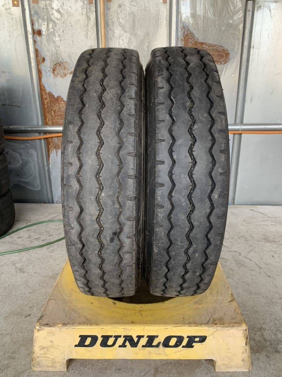 送料込み！225/80R17.5 DUNLOP SP524TS 19年製 7mm,9mm 中古トラックタイヤ２本_画像1