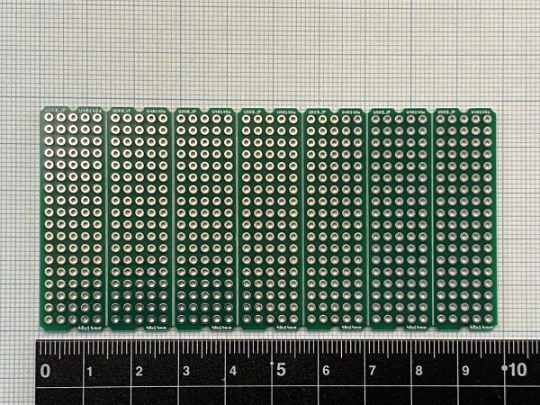 単三電池サイズの小型ユニバーサル基板・7枚組・電子工作用★ガラエポ 両面 スルーホール★緑色(U4814DG)_画像2