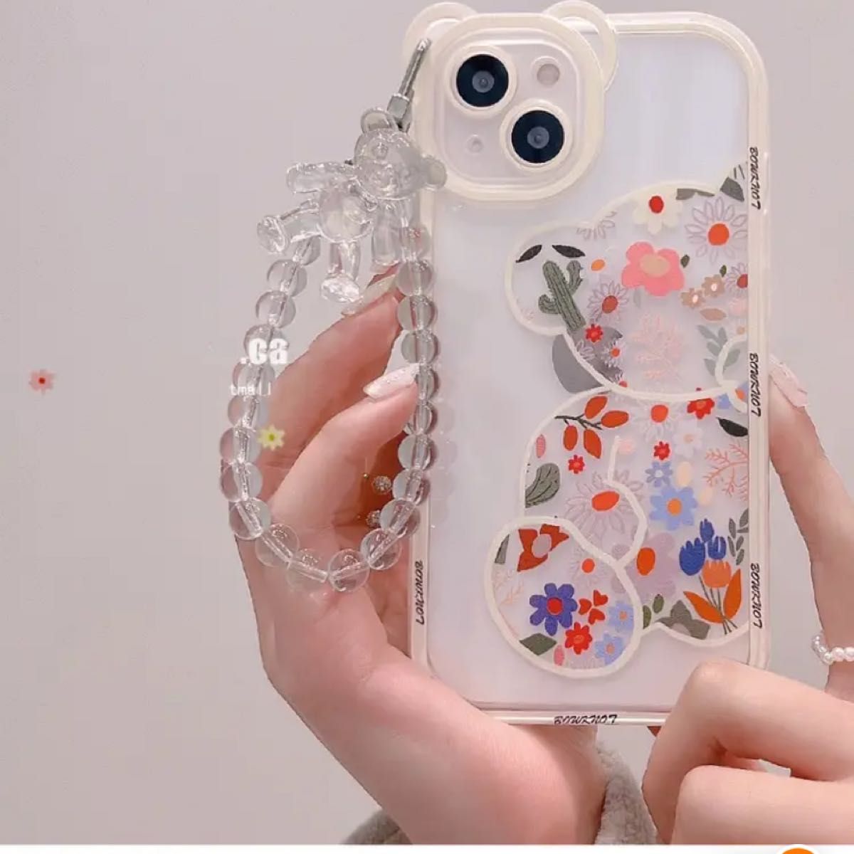 かわいいアニメクマ&花柄のフォンケース ビーズブレスレット付き iPhone XS