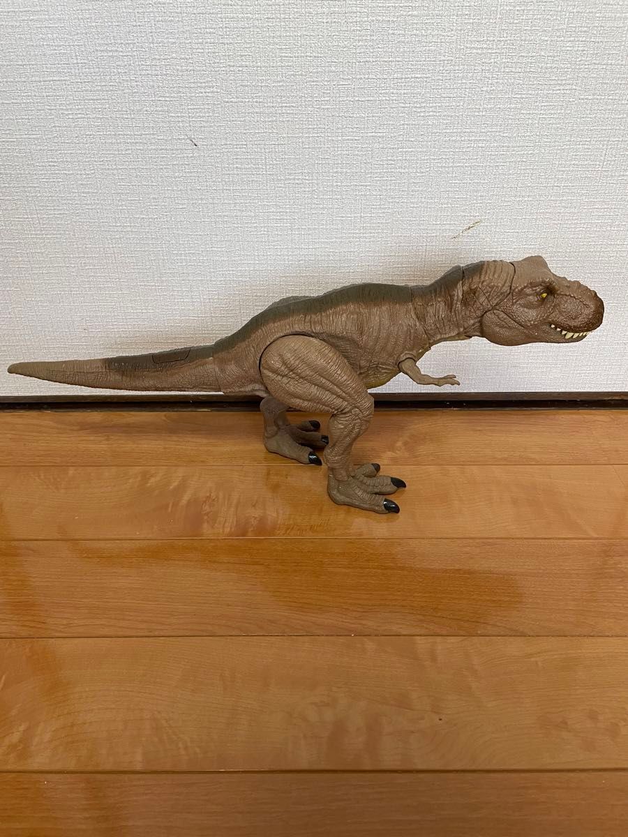 2体セット　ジュラシックワールド  ティラノサウルス　T-レックス
