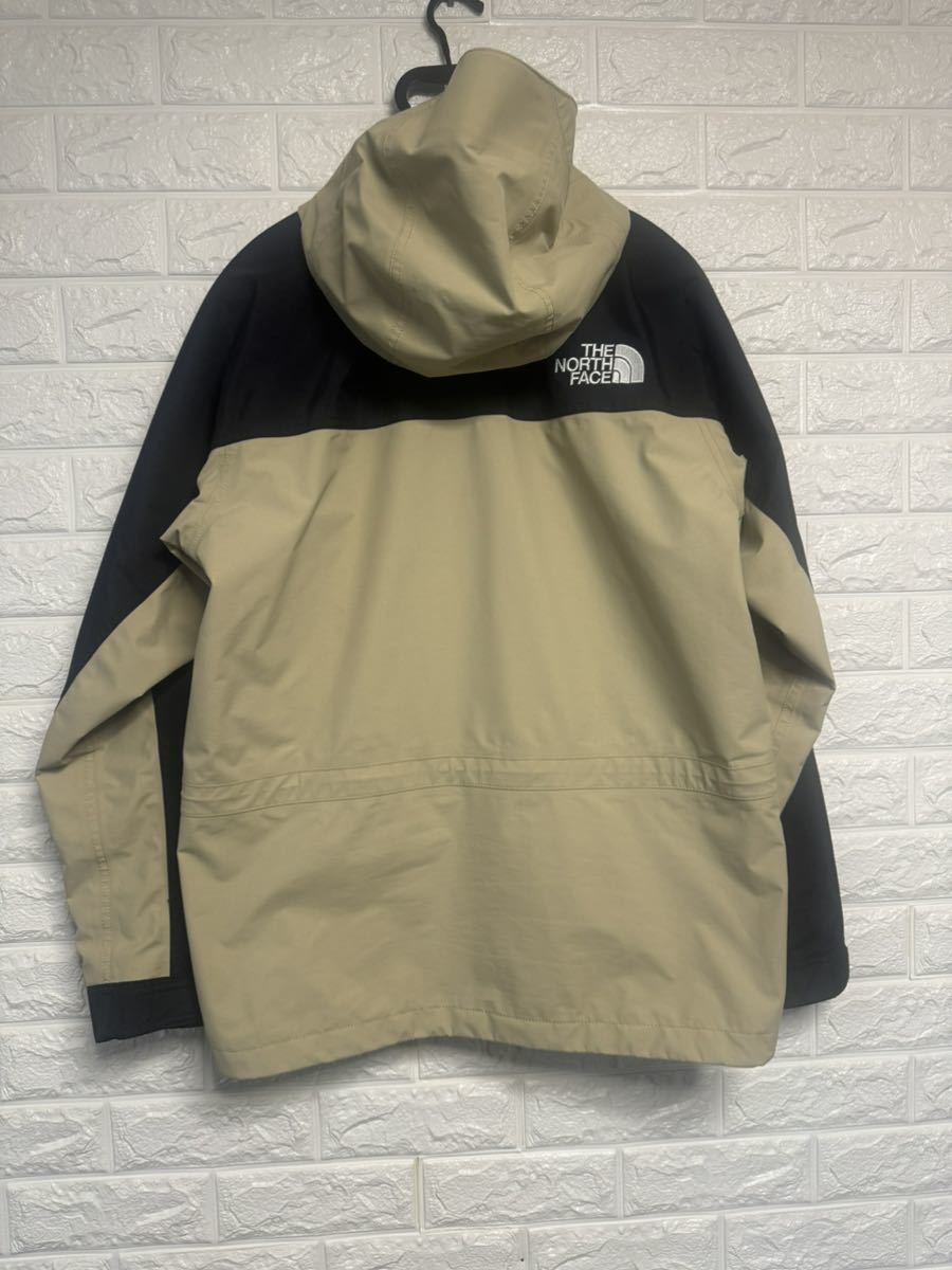 【極美品】THE NORTH FACE mountain light jacket NP11834 L サイズ ベージュ ノースフェイスマウンテンライトジャケット ゴアテックス_画像2