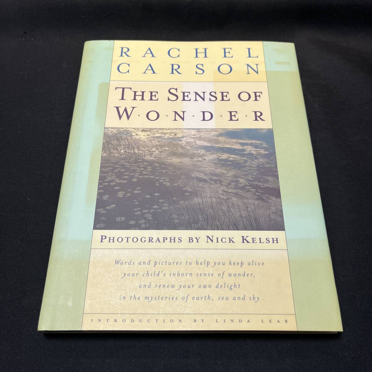 【中古 送料込】洋書『The sense of Wonder Photogtaphs- Rachel Carson』 2005年第1刷発行◆N2-235の画像1