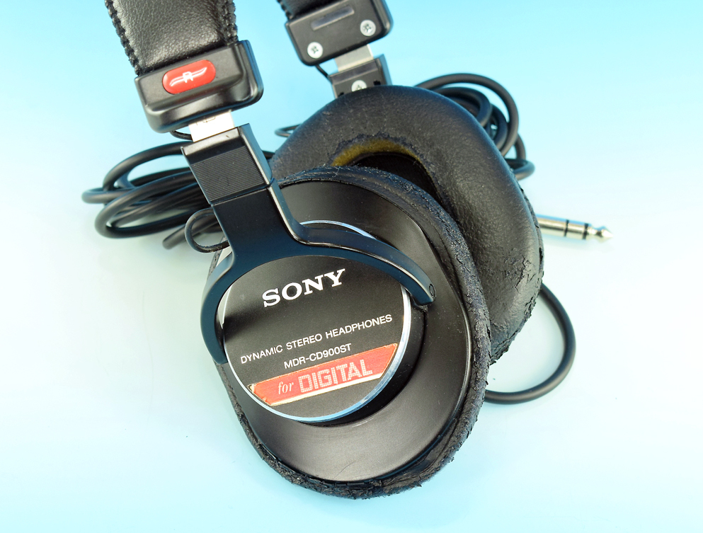 ソニー（sony）MDR-CD900ST・スタジオ業務用ヘッドフォン♪Ｌチャンネル不良です_画像1