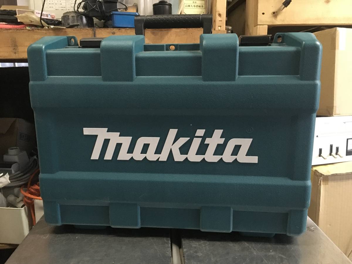 未使用 makita マキタ 充電式 100mmディスクグラインダ GA404DRGXN バッテリ2個 充電器付き 北海道 札幌