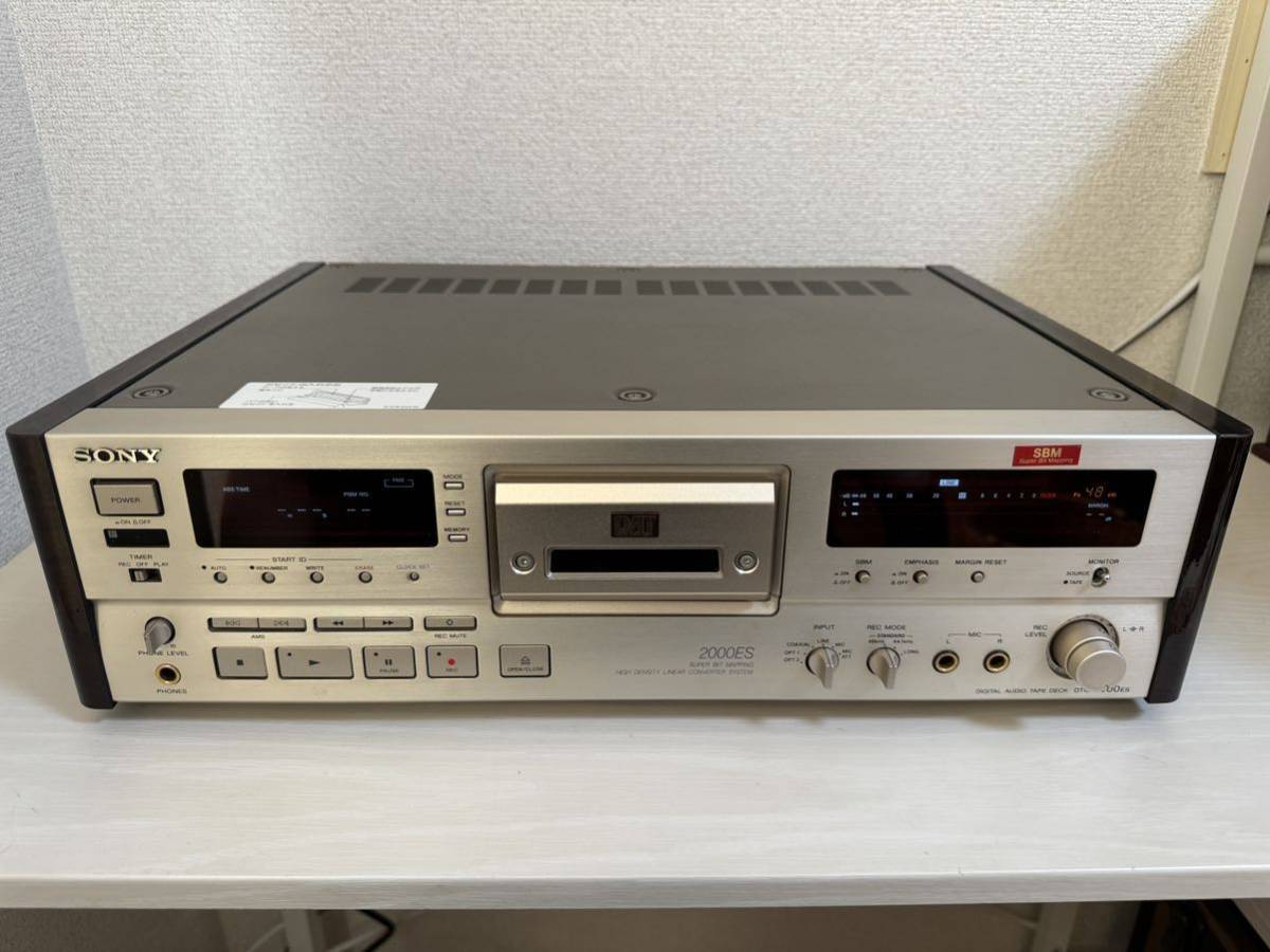 【美品】 SONY DTC-2000ES デジタルオーディオテープデッキ リファレンスデッキ DAT ダット 現状品_画像1