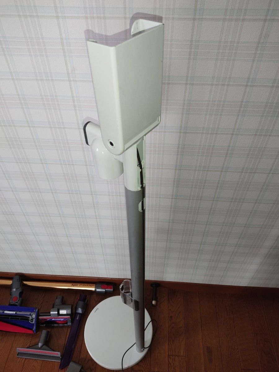 ダイソンコードレス掃除機V11-SV14+専用スタンド|Yahoo!フリマ ダイソンコードレス掃除機V11-SV14+専用スタンド|Yahoo!フリマ