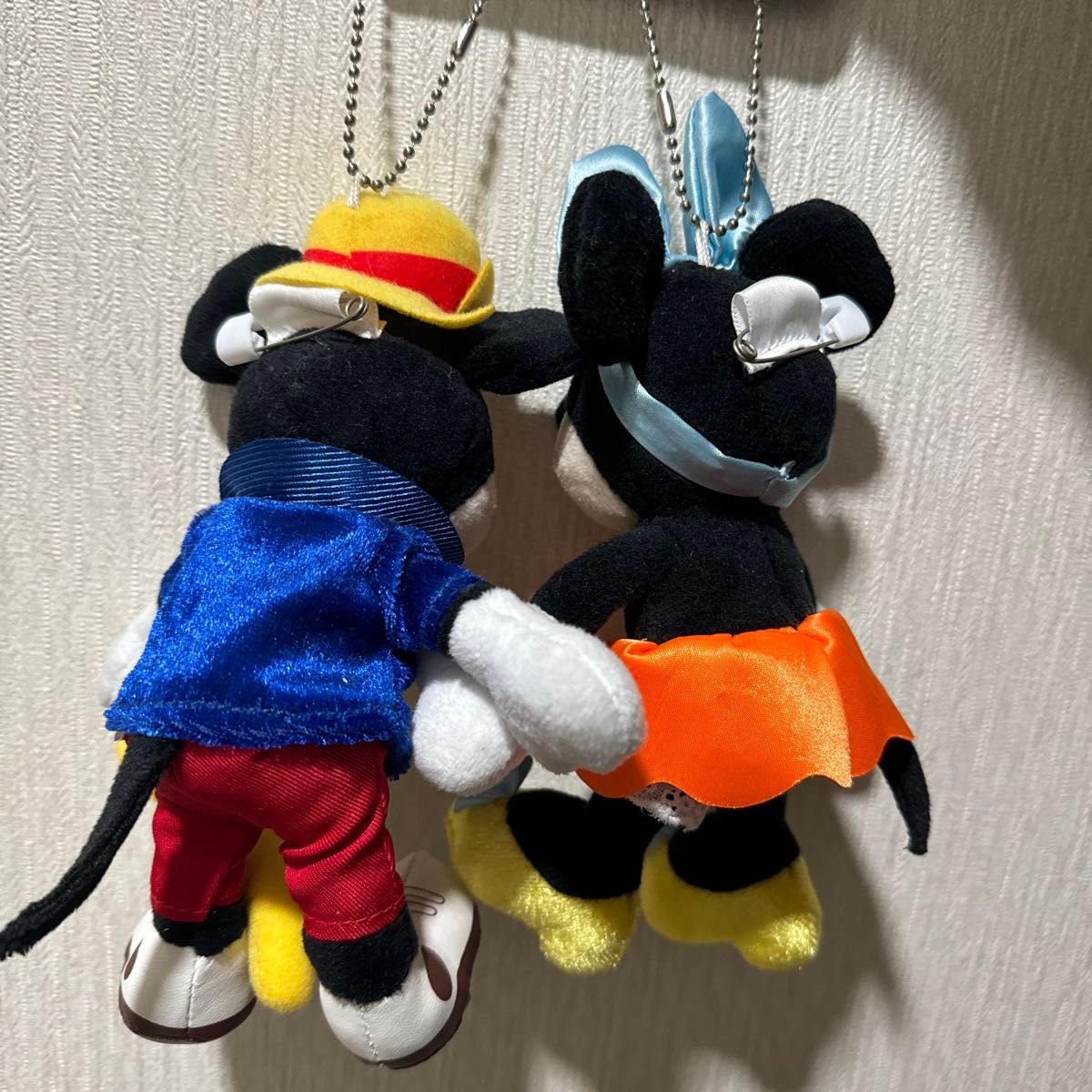 ディズニー ミッキー ミニー ぬいぐるみバッジ キーホルダー ディズニー ミッキー ミニー ぬいぐるみバッジ キーホルダー