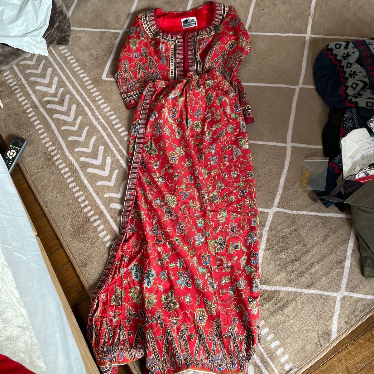 制服 ca シンガポール航空ca 制服 赤 上下 美品 返品不可 制服 ca シンガポール航空ca 制服 赤 上下 美品 返品不可