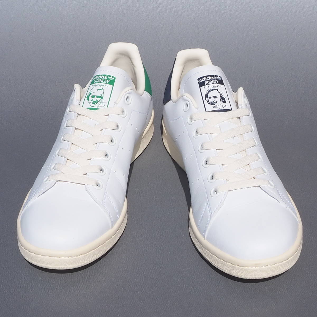 レア!! 美品!! US 8/ 26cm 限定 20年 adidas スタンスミス FY1794 アシンメトリー STAN SMITH_画像3