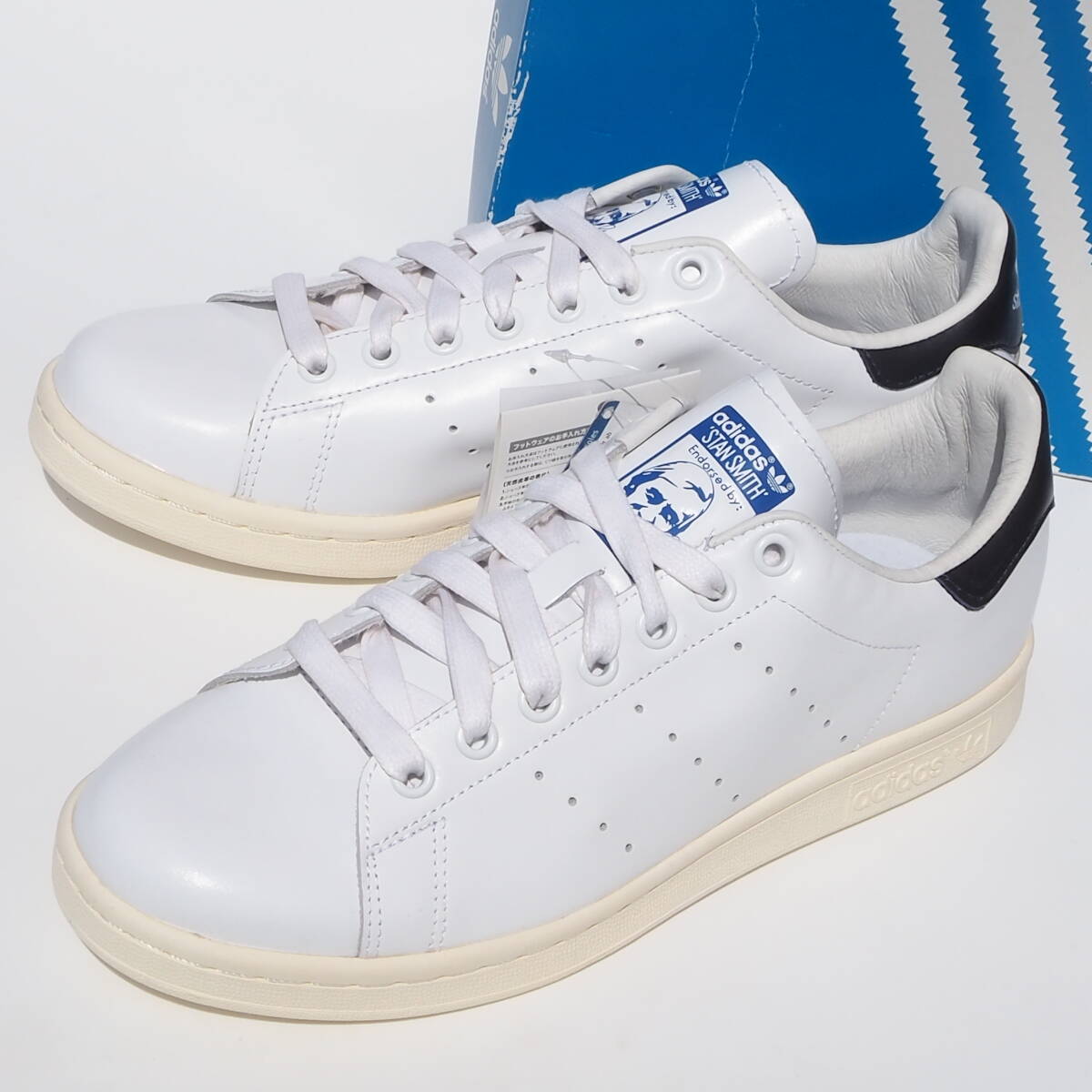 デッド！新品！US 8 / 26cm 限定 15年 adidas Originals STAN SMITH スタンスミス ガラスレザー 白 x 黒 天然皮革レザー　青ベロ_画像2