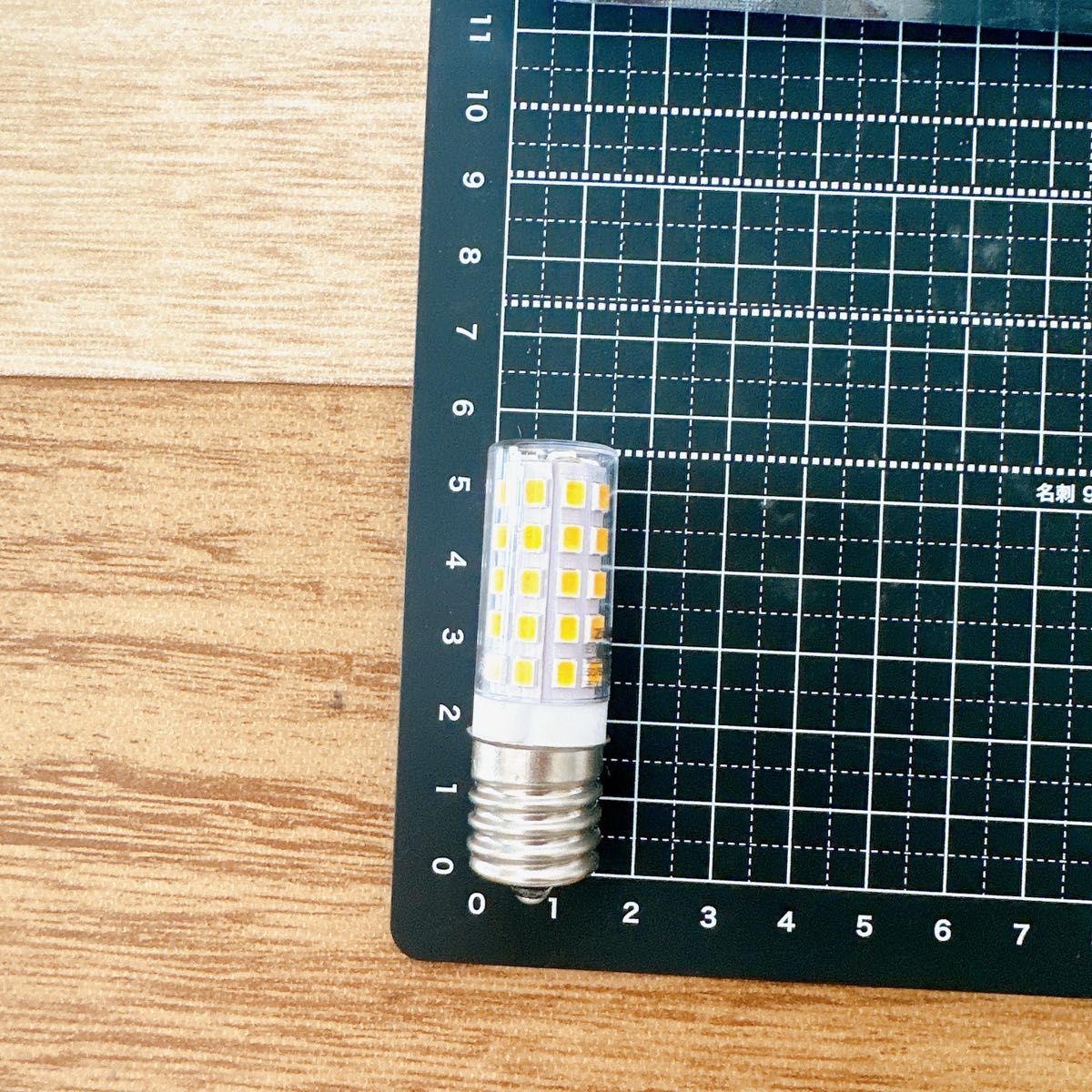 LED電球 E17口金 5.5W 60Wハロゲンランプに相当 電球色2700K