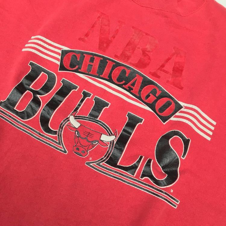 90's NBA シカゴ ブルズ スウェット シャツ L CHICAGO BULLS 赤 トレーナー アメリカ古着 90 80 バスケ ジョーダン  23 USA
