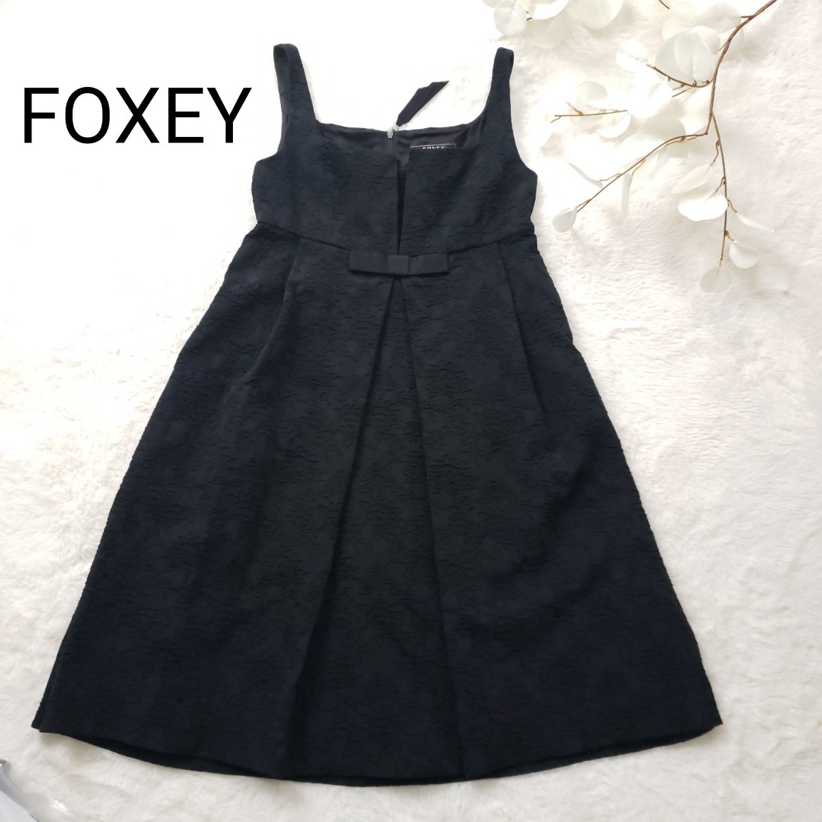 美品FOXEY NEW YORK 総レースリボン付きフレアーワンピース38サイズ_画像1