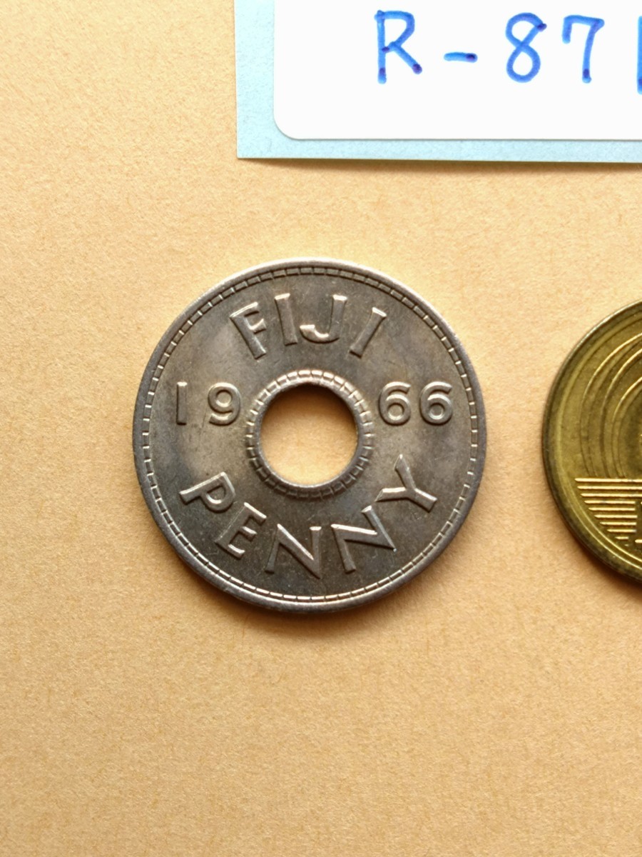外国コイン フィジー  (Rー８７１) ペニー硬貨 １９６６年の画像3