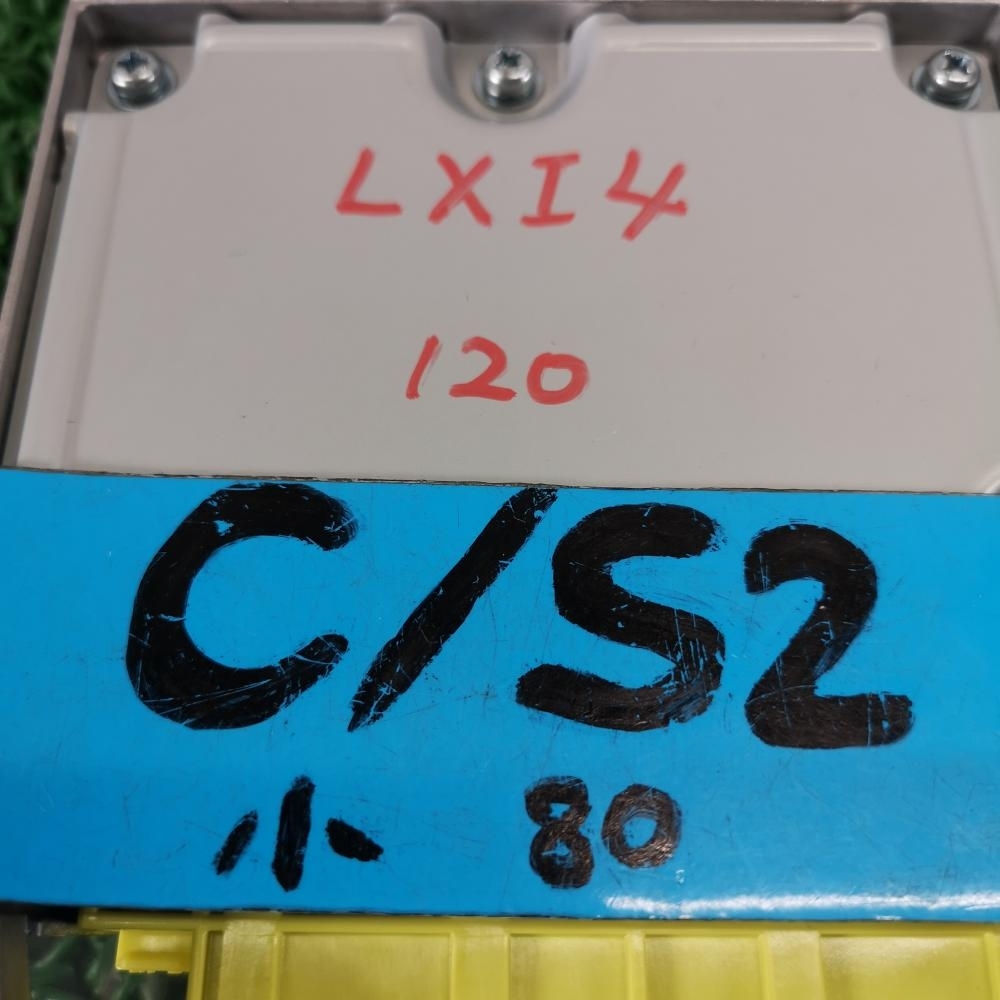 AVE30 後期【エアバッグコンピューター】89170-53320　※エアバッグ未展開　H26 レクサス IS300h バージョンL LXI4_画像4