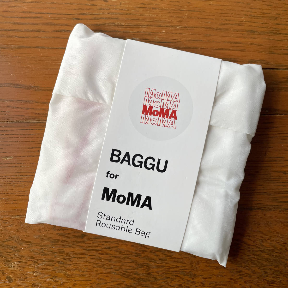 BAGGU STANDARD BAGGU MoMA Logo стандартный bagu эко-сумка 