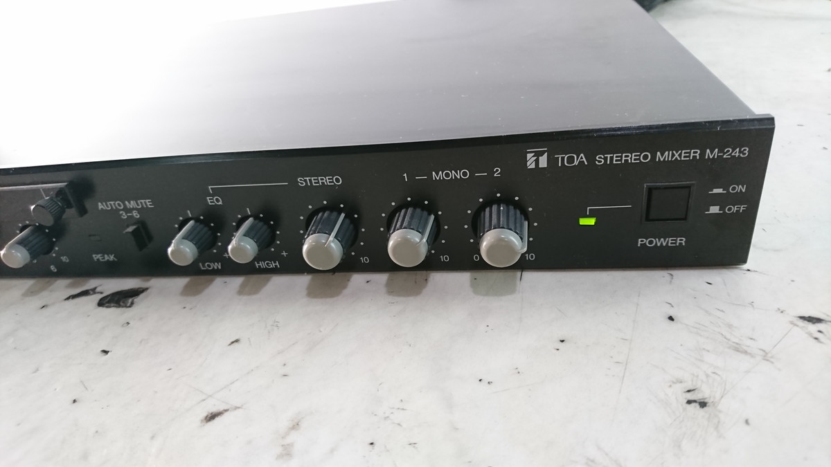 a2-133 ■TOA M-243 STEREO MIXER ステレオミキサー_画像3