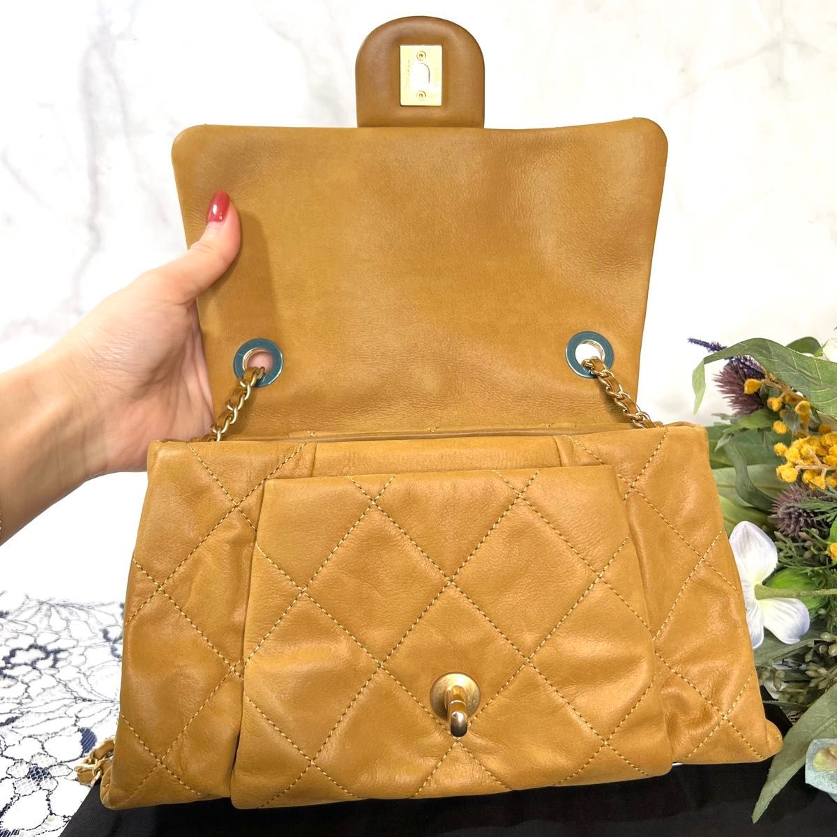 CHANEL シャネル【美品】スパークルレザー マトラッセ CHANEL シャネル【美品】スパークルレザー マトラッセ