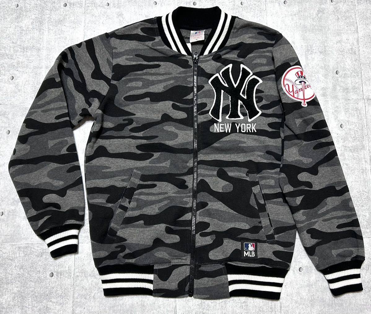 新品 ニューヨークヤンキース スウェット スタジャン カモフラ メジャーリーグ　　MLB 野球 シニールワッペン New York Yankees 柳9099