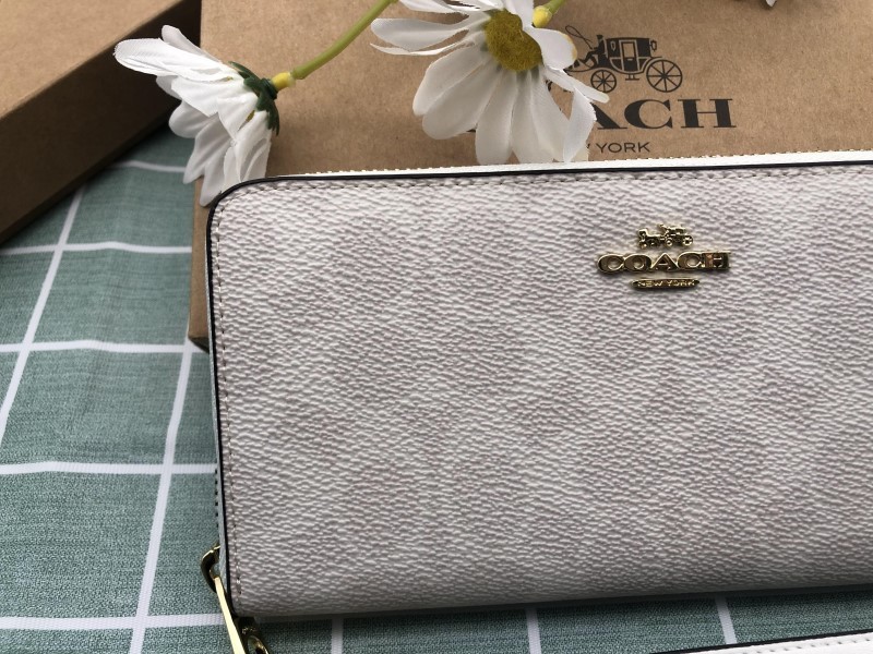 COACH コーチ 財布 長財布 レディース プレゼント 贈り物 新品 レザー ホワイト ラウンドファスナー ブランド ロゴ シグネチャー C061_画像2