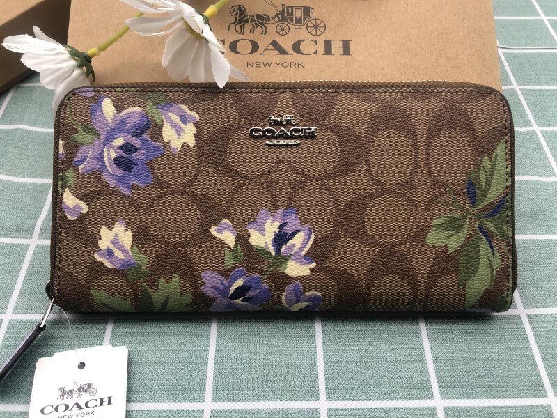 コーチ COACH 財布 長財布 レディース プレゼント ブランド 花柄 ロゴ シグネチャー ブランド 贈り物 ウォレット 新品未使用 C182_画像1