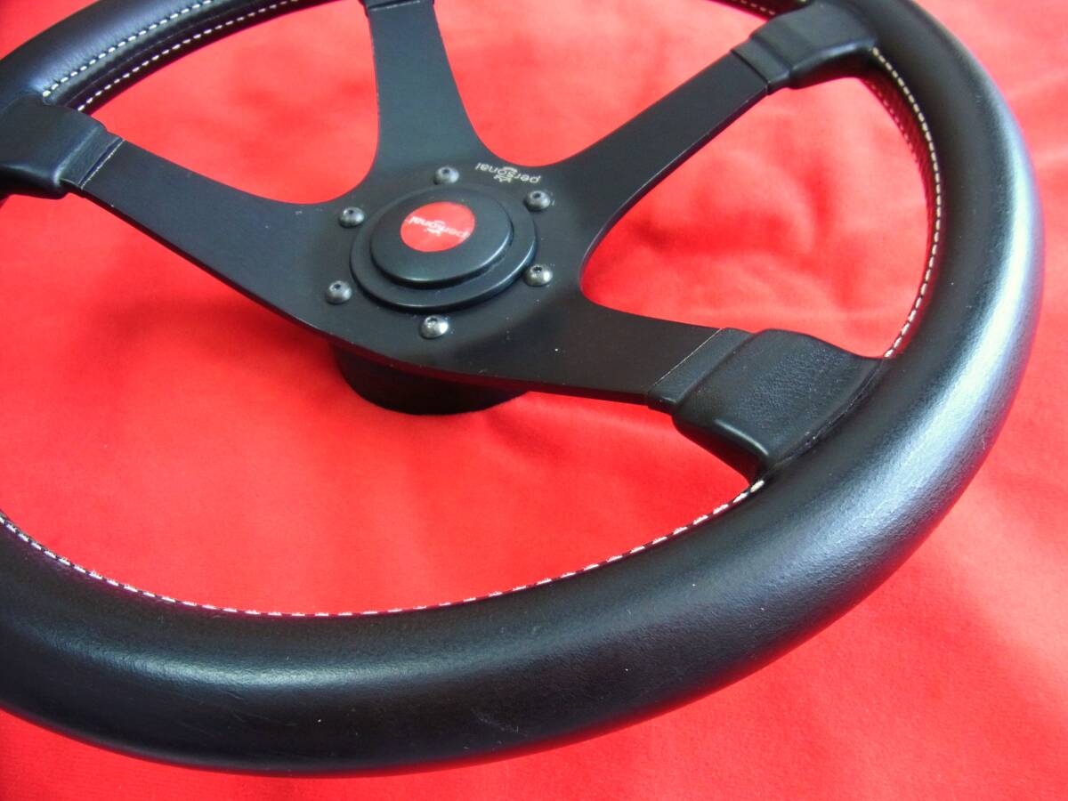 70’ old Personal steering wheel MANTA 35.0Φ 1978 black leather 黒革 マンタ 白ステッチ セミディープ パーソナル 希少 当時物 mirage_画像5