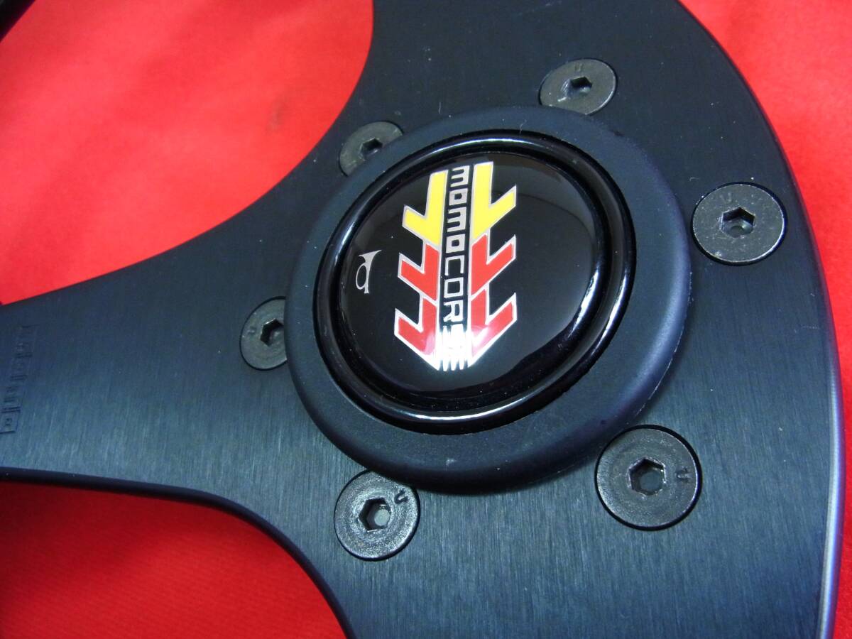 絶賛の old momo steering wheel 37.0Φ 1pcs black leather seamless