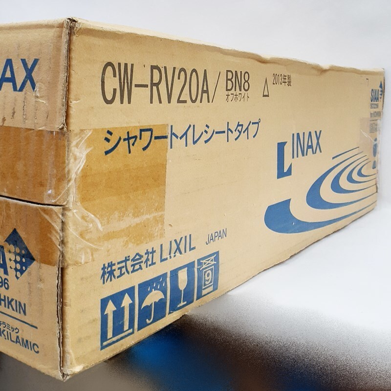 ￥1スタート!!　ほぼ新品　LIXIL(リクシル) INAX シャワートイレ RVシリーズ 瞬間式 温水洗浄便座 オフホワイト CW-RV20A/BN8_画像2