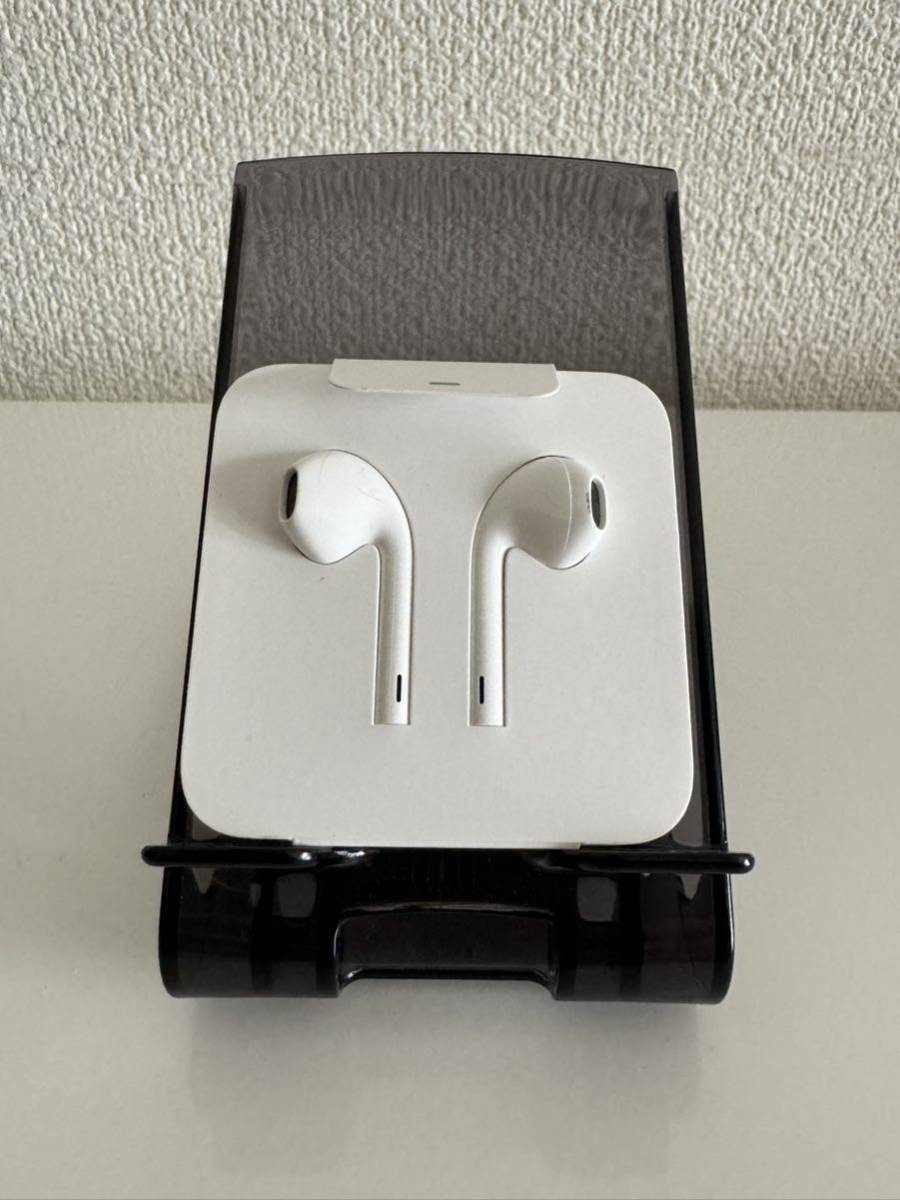 【新品】Apple iPhone ライトニングケーブル イヤホン iPhone付属イヤホン EarPods_画像1
