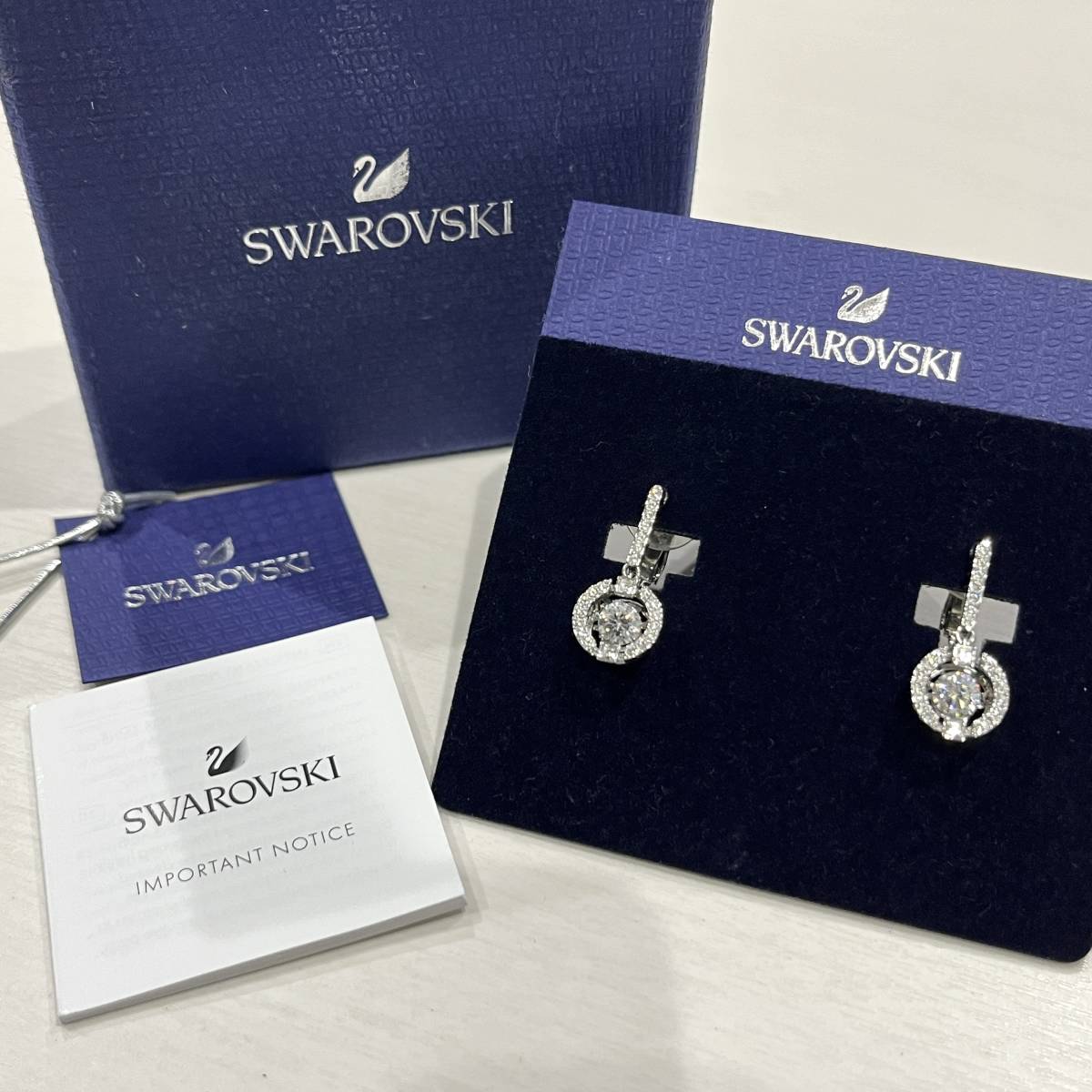 SWAROVSKIスワロフスキーSignum Stud Earringsイヤリング スワロフスキー ミックスカットクリップ イヤリング 5543697
