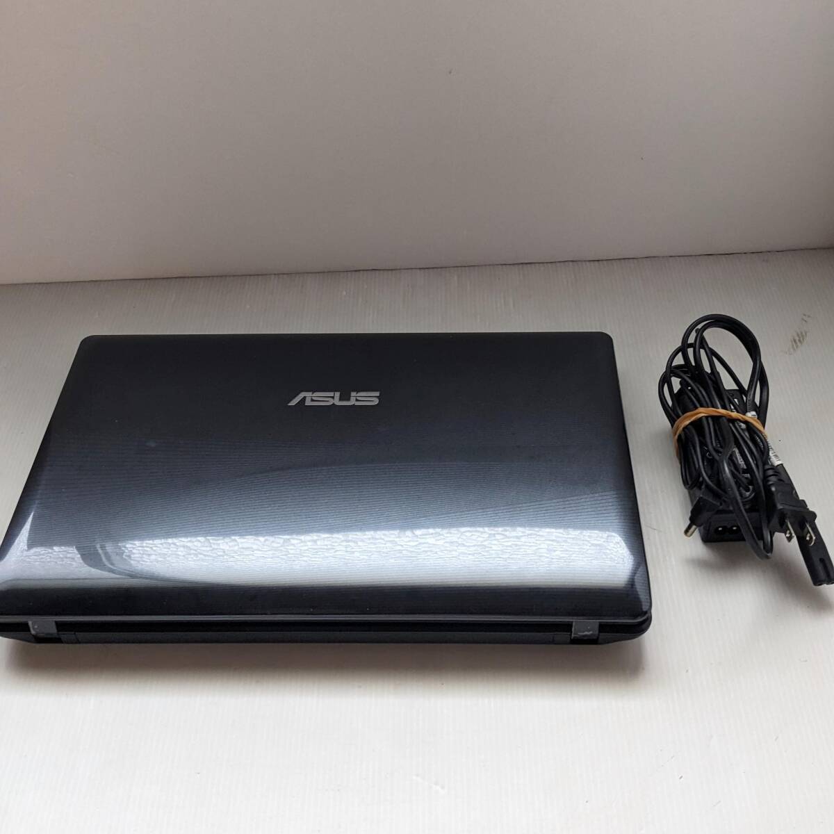 a570 【ジャンク】ASUS/エーサス　K52F　ノートパソコン　HDDなし　起動確認_画像2