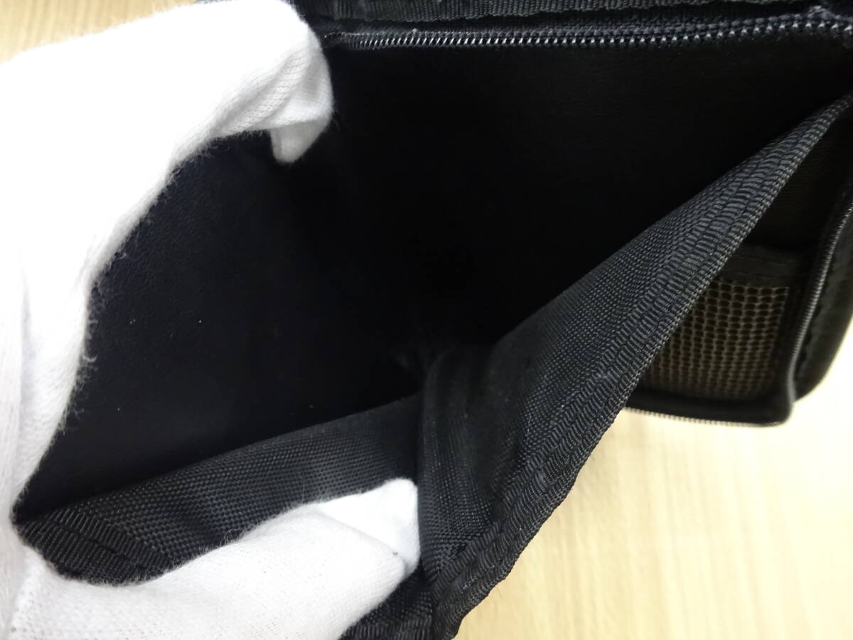 ( え-G1-1042 )adidas　アディダス　二つ折り財布　ラウンドファスナー　ブラック　黒　中古_画像7