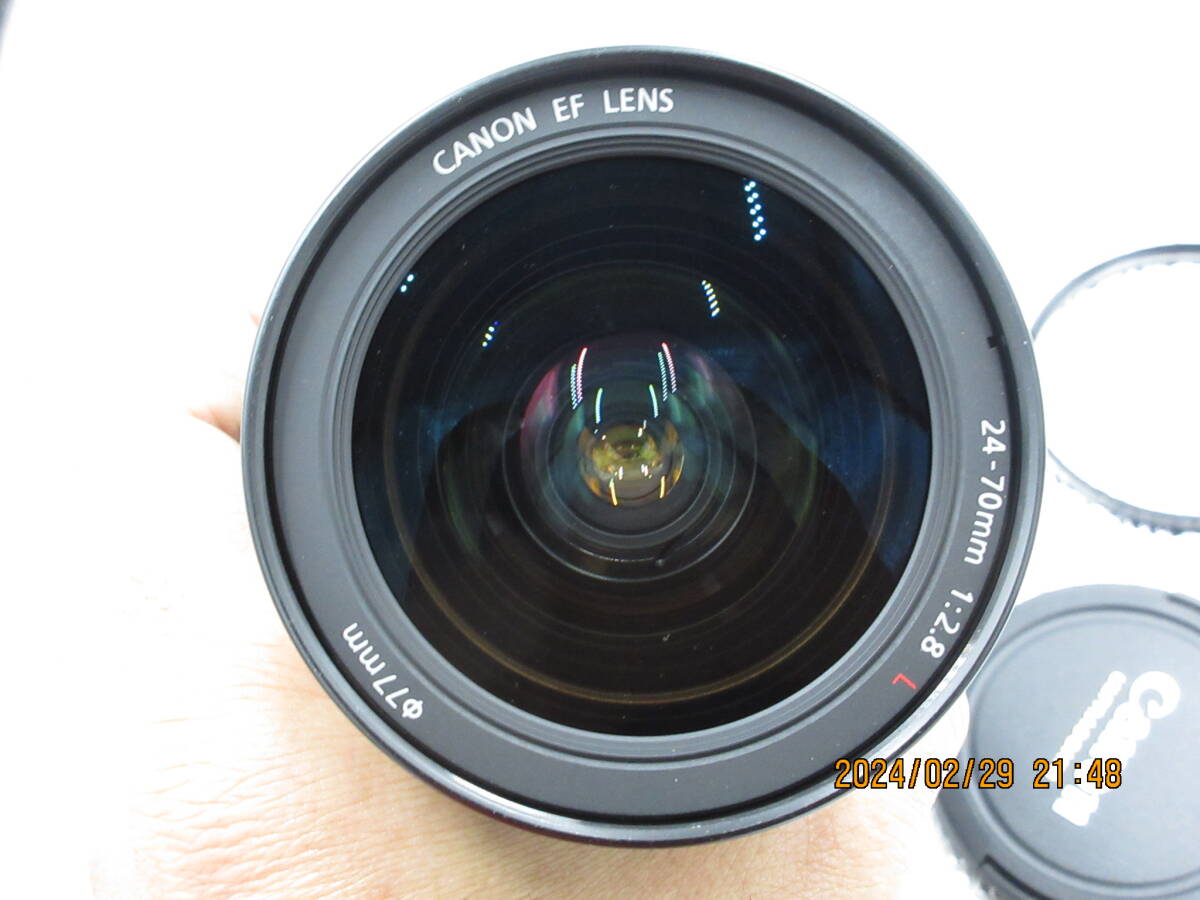 極美品　完動　Canon EF 24-70mm f2.8L USM_画像3