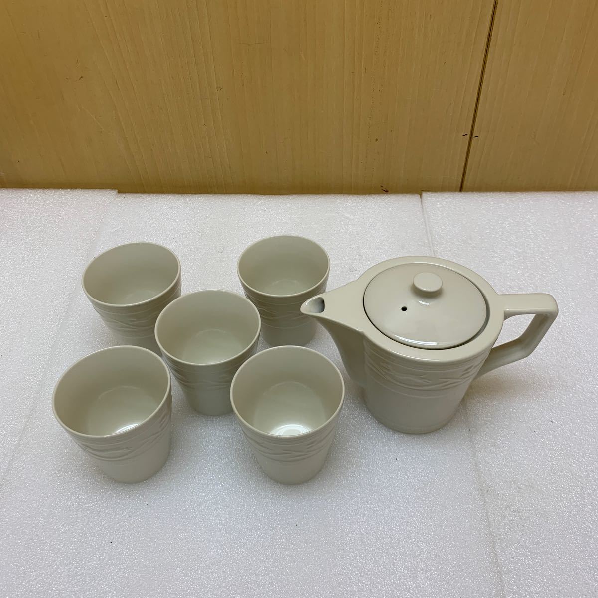 MK5543 TRUSSARDI Table 茶器 セット リリエポ TR06116 急須 ポット 湯 湯み カップ 5客 ティー 食器 箱付 末使用品 20240208_画像2