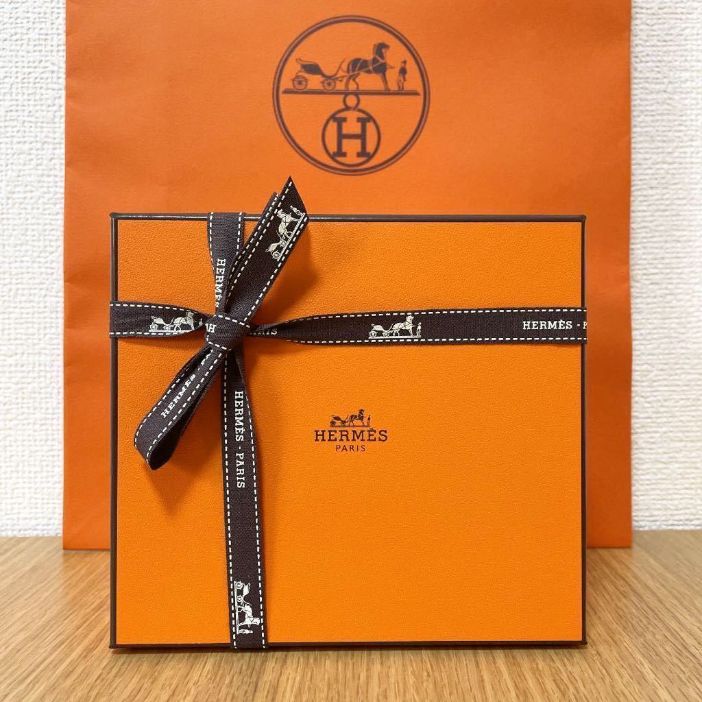 【新品　ギフト包装】エルメス　アッシュデコルージュ　マグカップ　赤×白　HERMES 【全国送料無料・匿名配送】