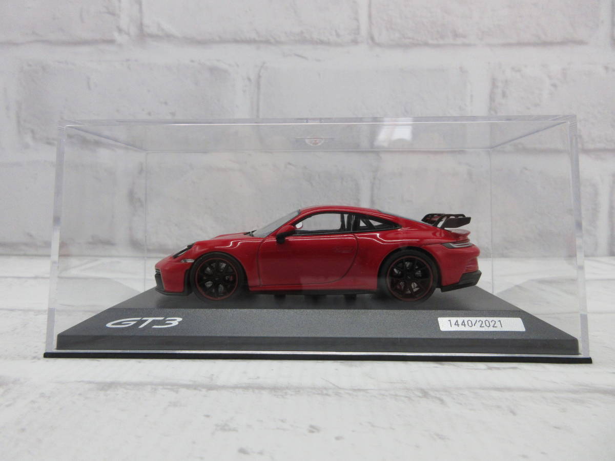 ミニカー　1/43　ポルシェ　911　GT3　レッド　ディーラー正規品　モデルカー _画像2