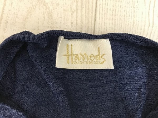 美品！HARRODS ハロッズ レディース イタリア製 レーヨンポリエステル ノースリーブニットソー 42 紺_画像2