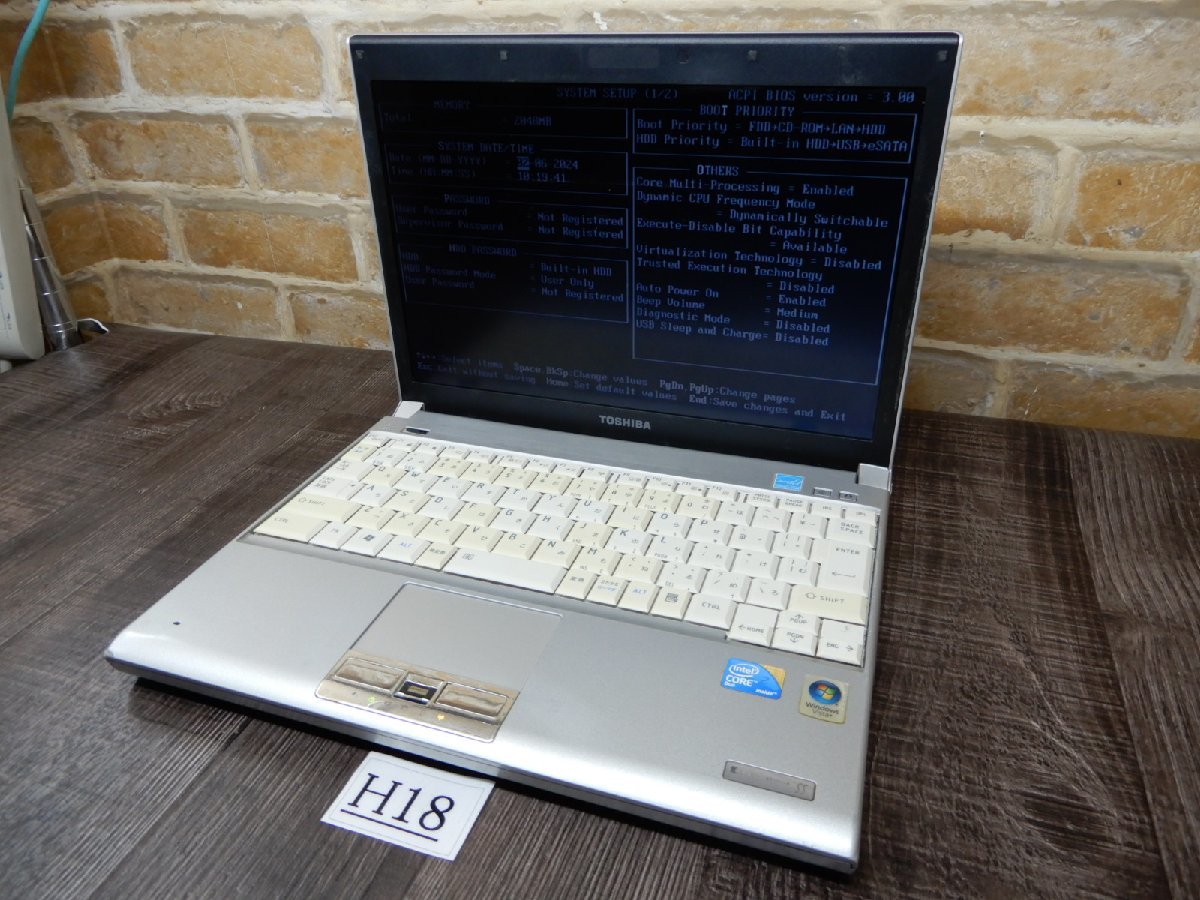 H18☆希少品☆東芝dynabook SS N11 SJ140E/2W☆Core2 DUO☆160GBハードディスク☆メモリ2GB☆OS無しジャンク品