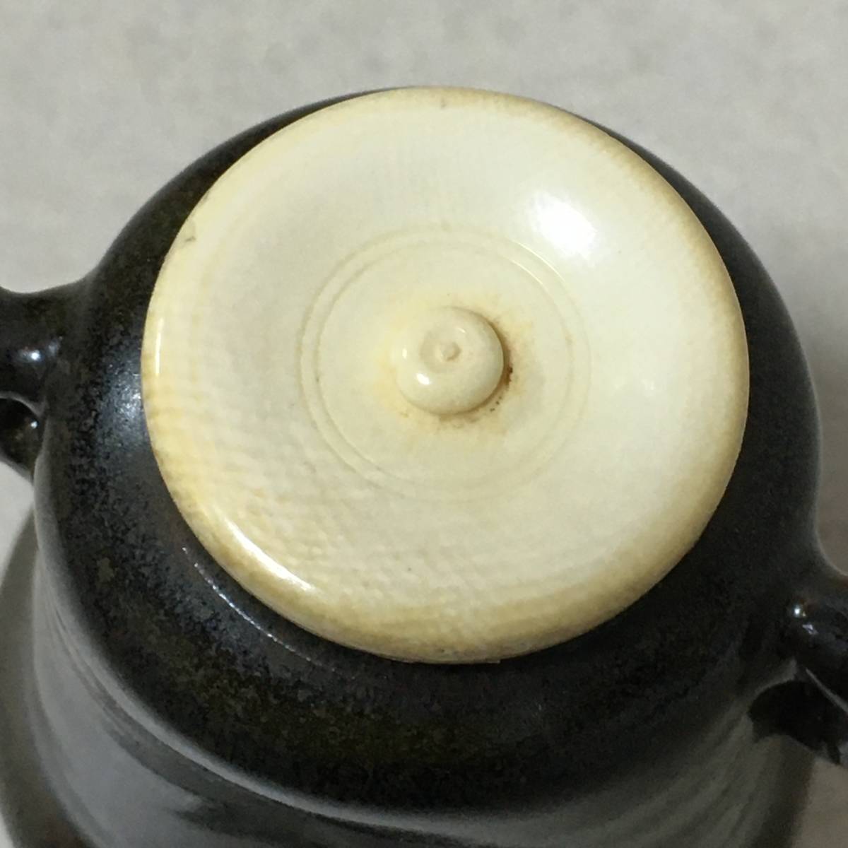 【B720】古瀬戸　茶入　山口錠鐵　共箱　仕覆付　共箱　茶道具　茶器　瀬戸焼_画像2