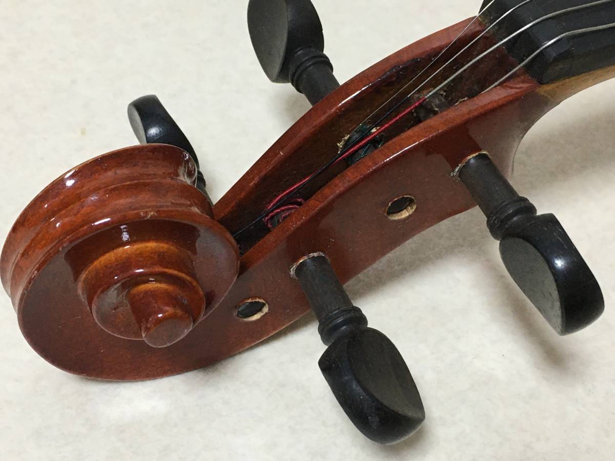 【B639】バイオリン　Copy of Joseph Guarnerius 4/４サイズ　チェコ製　弓　チェコスロバキア　ケース付_画像3